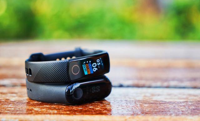 小米手環3和榮耀手環4區別對比 榮耀手環4和小米手環3哪個好?