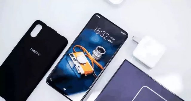 Vivo NEX和小米8的區別,Vivo NEX和小米8各自有何可取之處?