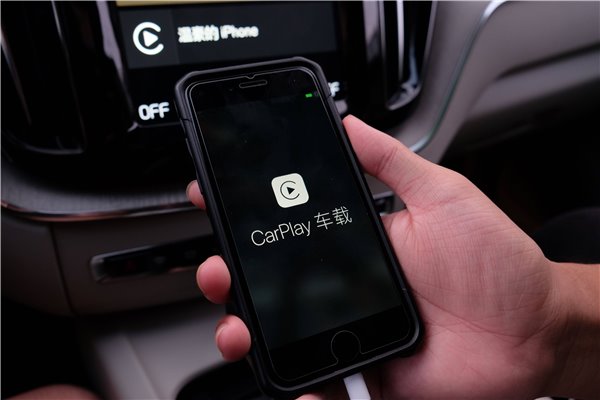 蘋(píng)果CarPlay支持第三方導(dǎo)航,我們體驗(yàn)了百度地圖