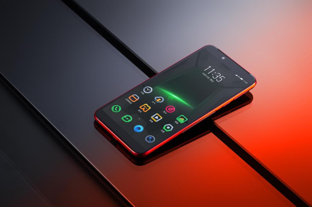 黑鯊游戲手機Helo圖賞,黑鯊helo手機有哪些優缺點呢?