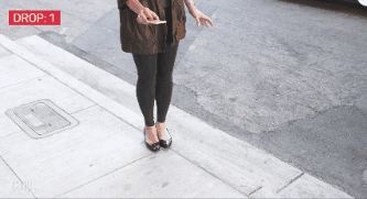 蘋果iPhone XR手機跌落測試:果然比起iPhone XS來差遠了