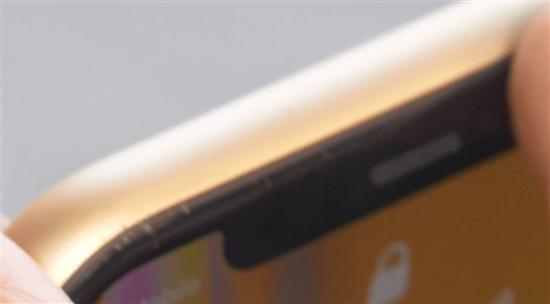 蘋果iPhone XR手機跌落測試:比起XS來果然差遠了