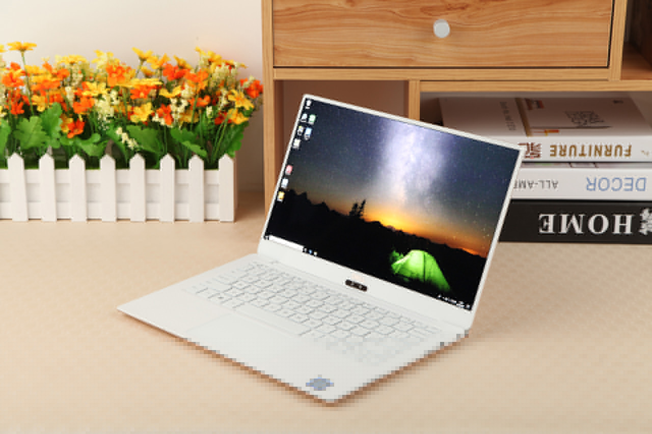 戴爾XPS 13筆記本評測:超長續航,輕奢致美纖薄小巧