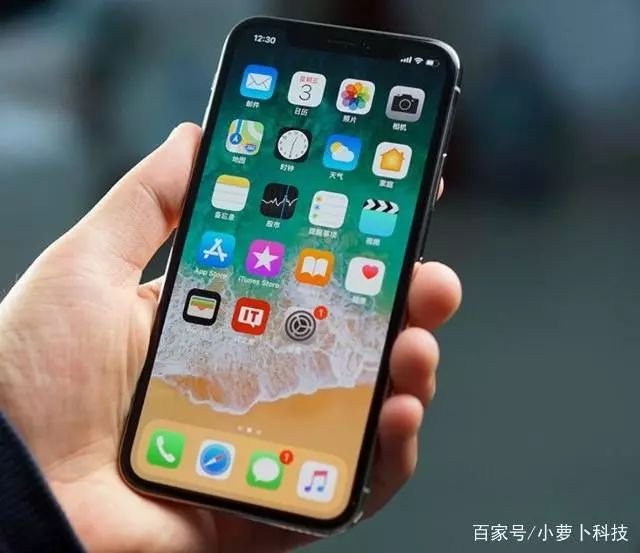 iPhone用戶傷不起!蘋果iPhone X限速后又出現屏幕問題