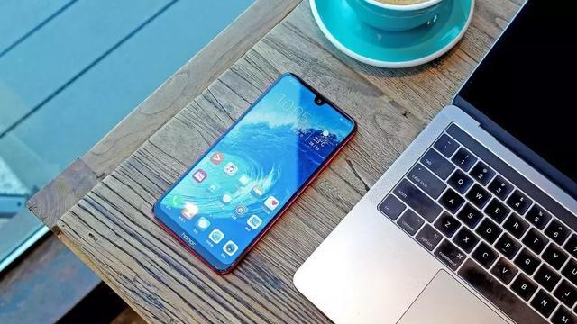 千元手機推薦!四款兼具顏值、性能和性價比千元手機推薦