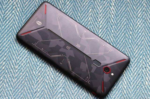 十一月手機(jī)性能排名 2018年11月跑分最高手機(jī)排行TOP10