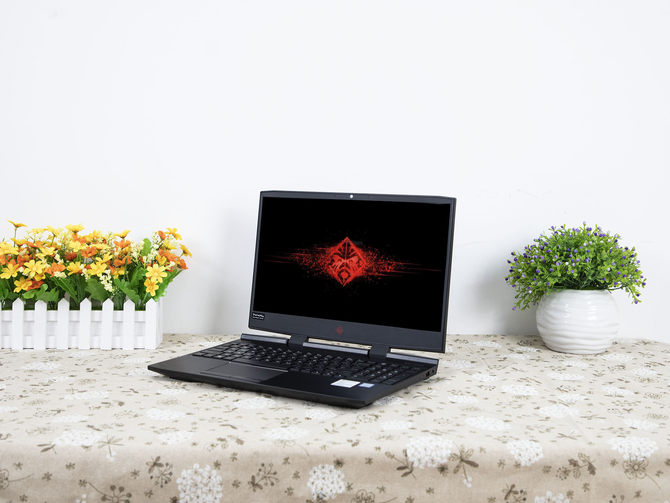 惠普暗影精靈4 Pro游戲本評測：RTX20系顯卡性能炸裂