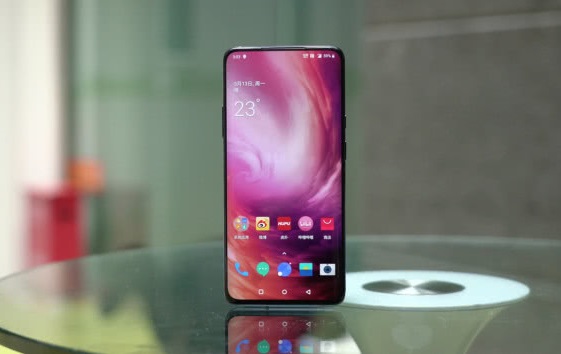 一加7Pro和華為P30對比評測:一加7Pro和華為P30哪個好?