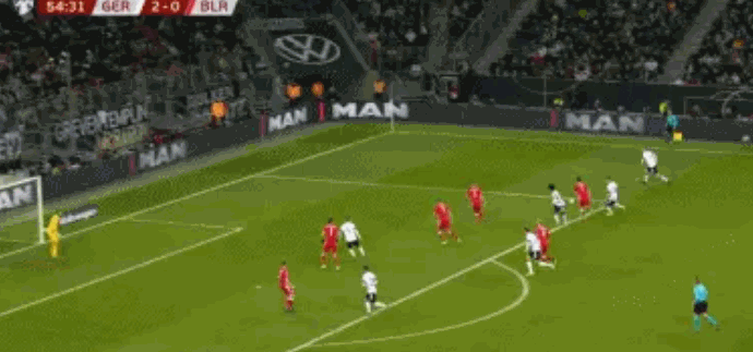 德國隊6勝1負積18分!德國4-0提前出線