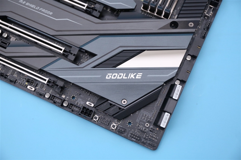 來自4600MHz C19的感動!微星MEG Z490 GODLIKE主板評測