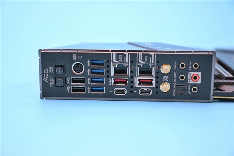 來自4600MHz C19的感動!微星MEG Z490 GODLIKE主板評測