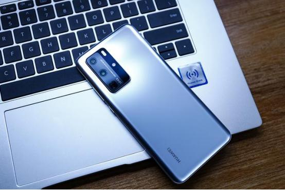 盤點目前最值得買的三款智能手機,蘋果華為上榜