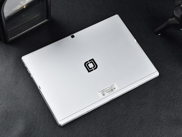 輕薄便攜體驗佳 中柏EZpad i7全面評測 