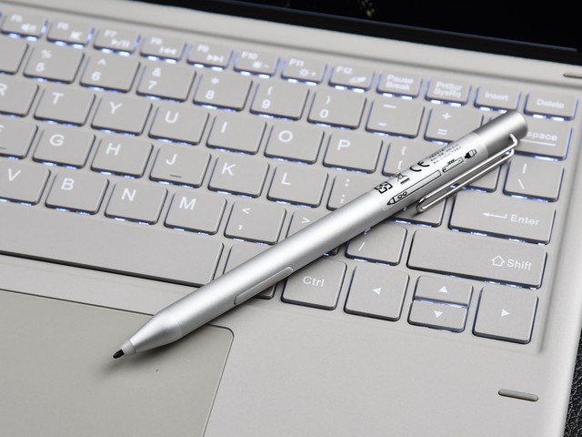 輕薄便攜體驗佳 中柏EZpad i7全面評測 